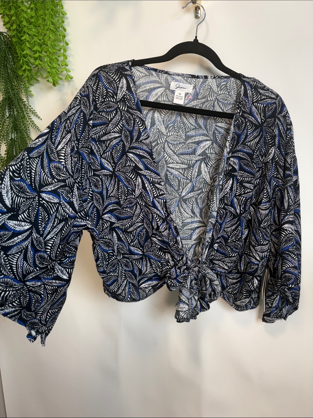 Japna Navy Black White Leaf-Print Tie-Front Blouse